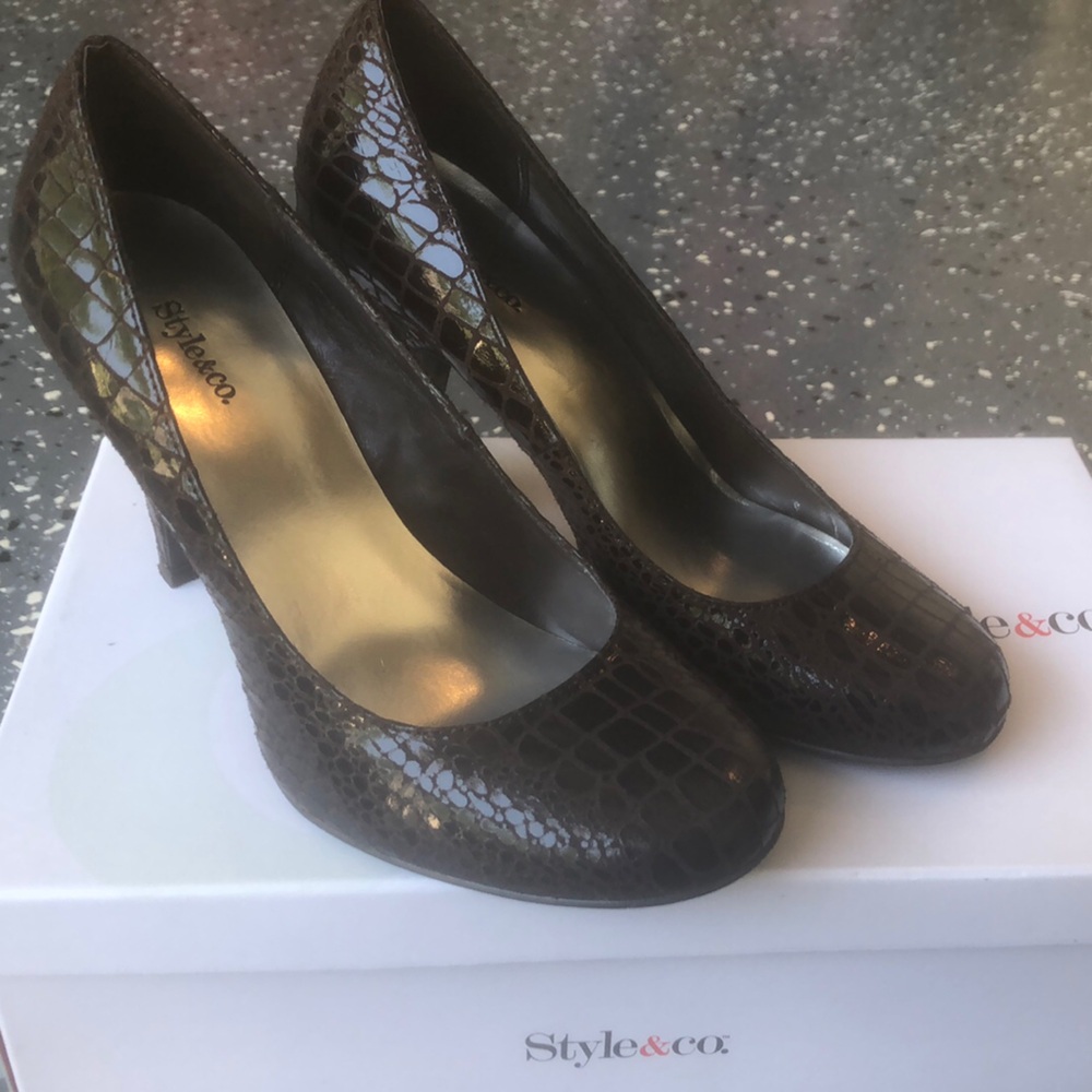 Style & Co. Brown Heels Classic Pumps